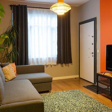 Cosy Flat With A Garden In Central Kadikoy Istanbul Bagian luar foto